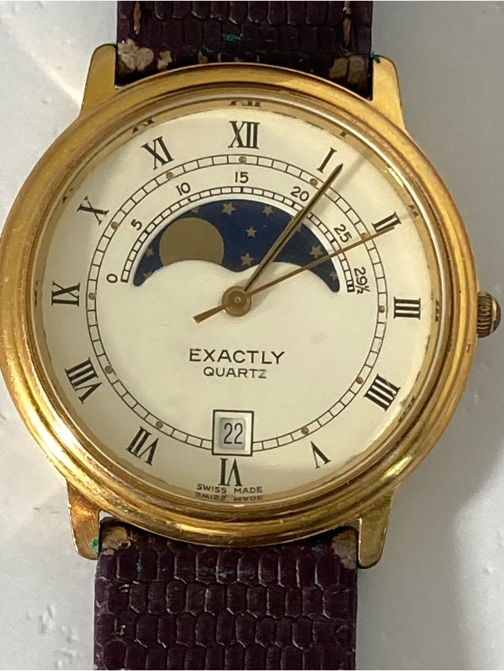 Vintage Exactly Quartz Swiss Genuine Leather Unisex Watch
